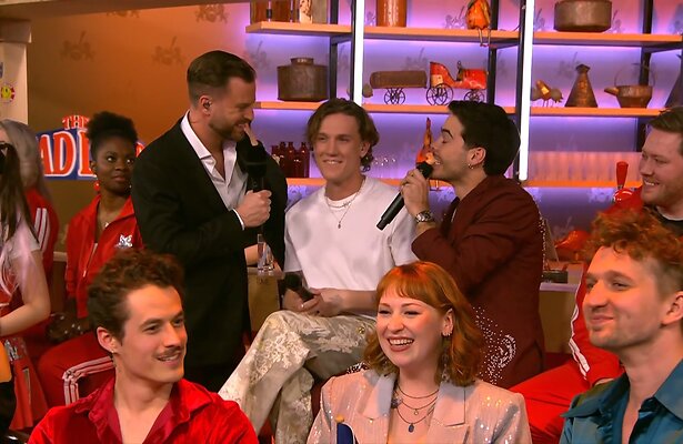 Jim Bakkum in The headliner