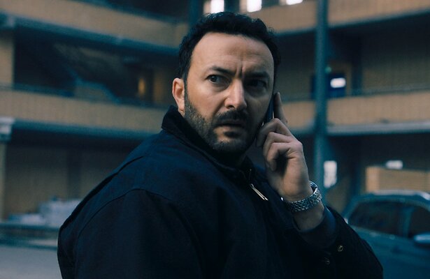 Nasrdin Dchar als Mardik in Het Gouden Uur