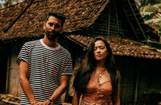 Jim Taihuttu en Denise Aznam voor Hemelrijk