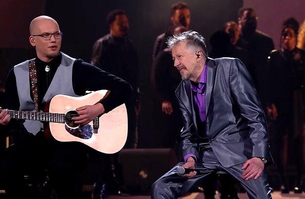 Jan Rot tijdens Matthijs Gaat Door in Concert