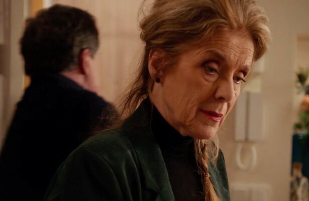 Jette van der Meij als Laura in GTST