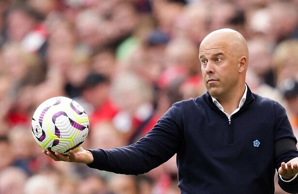 Arne Slot voor Liverpool