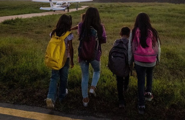 Still uit Lost in the Jungle