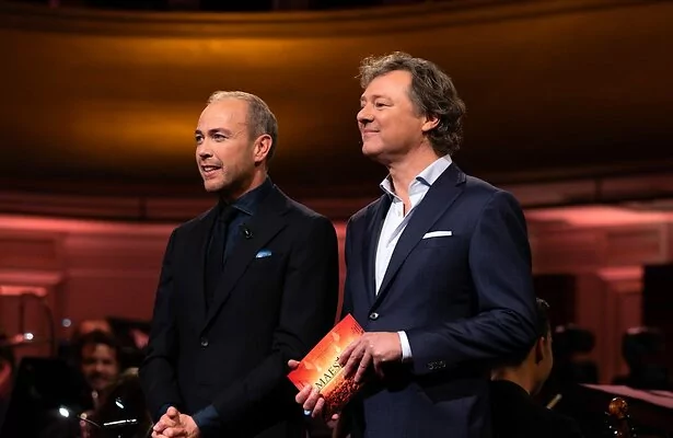 Jamai Loman en Frits Sissing voor Maestro