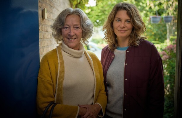 Loes Luca & Rifka Lodeizen in Maud & Babs