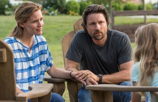 Jennifer Garner en Martin Henderson in Miracles from Heaven