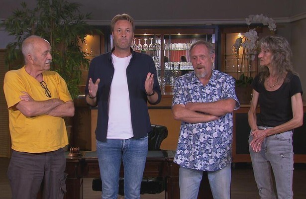 Mr. Frank Visser Doet Uitspraak