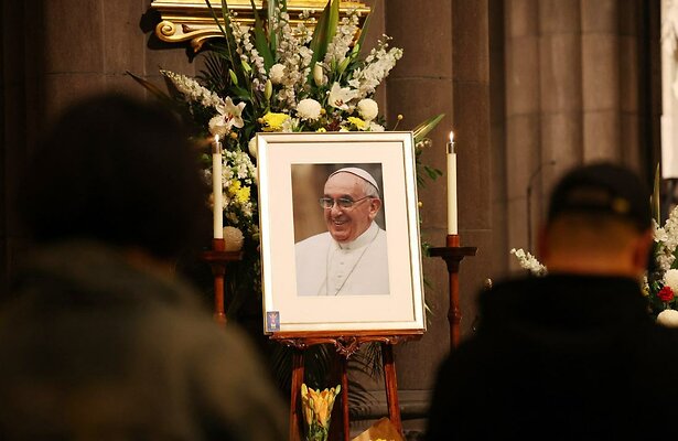 Herdenking Paus Franciscus