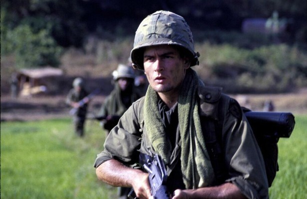 Charlie Sheen als Chris in Platoon