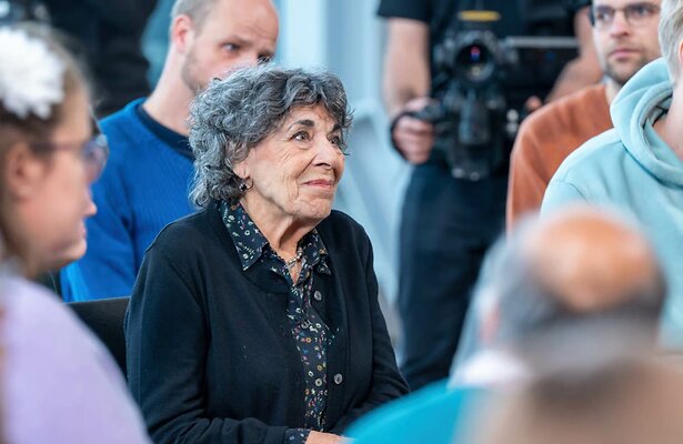 Hanneke Groenteman in Een Buitengewoon Gesprek