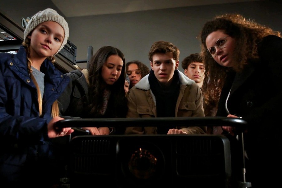 Sister Swap: A Hometown Holiday