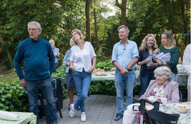 Bert van Leeuwen in Soep, Sores en Soelaas