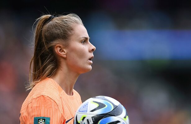 Victoria Pelova voor Nederlands Elftal