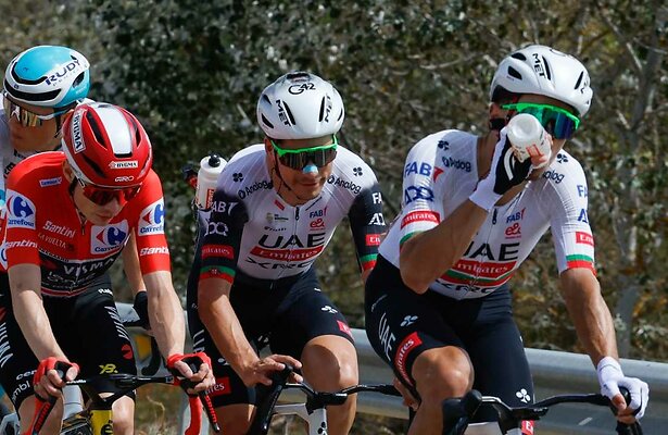 Jonas Vingegaard, Joao Almeida en Nelson Filippe Oliveira