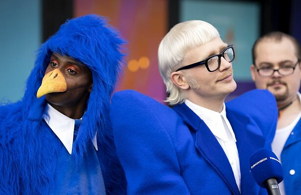 Appie Mussa als de blauwe Europapa-kip