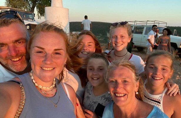 Anne-Ruth en haar familie in docu Eindeloos Gepest