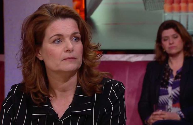 Esther de Rooij van Roche