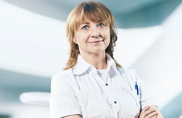 Bianca Krijgsman als Trui in Dag & Nacht