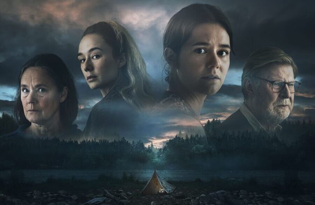 Pernilla August, Alba August, Asta Kamma August en Rolf Lassgård in Blackwater