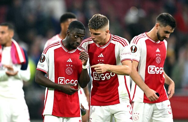 Carlos Forbs en Anton Gaaei van Ajax