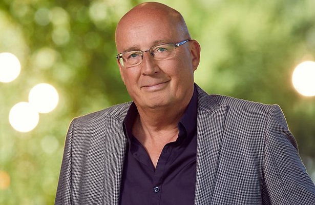 Daniel Dekker legt functie in selectiecommissie Eurovisie Songfestival neer