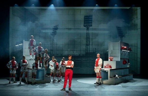 Tobias Nierop in De Wereld van: 14 De Musical