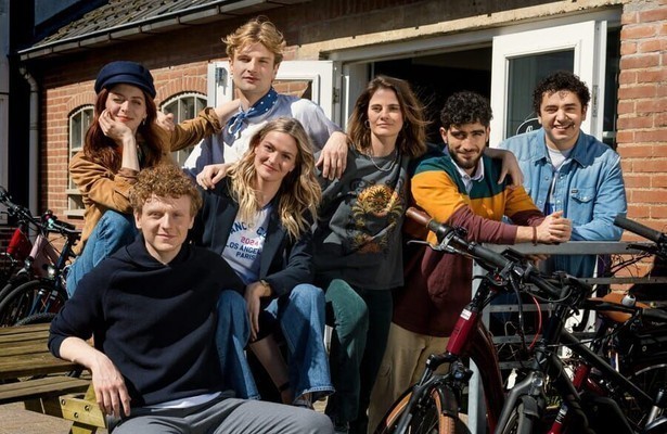 De cast van Dertigers (BNNVARA)