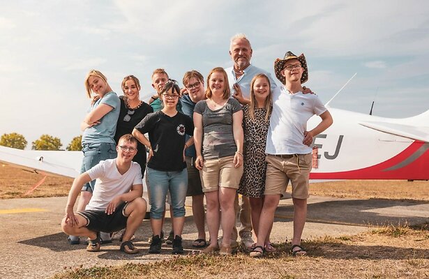 Eerste beelden van nieuw seizoen Down The Road.
