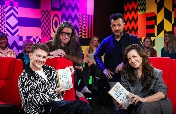 Özcan Akyol in Eus' Boekenclub