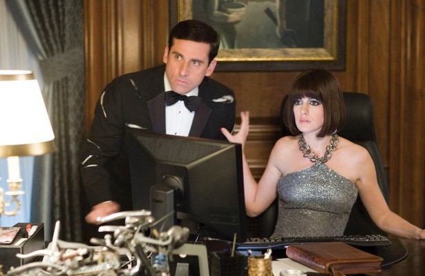 Anne Hathaway en Steve Carrell in Get Smart