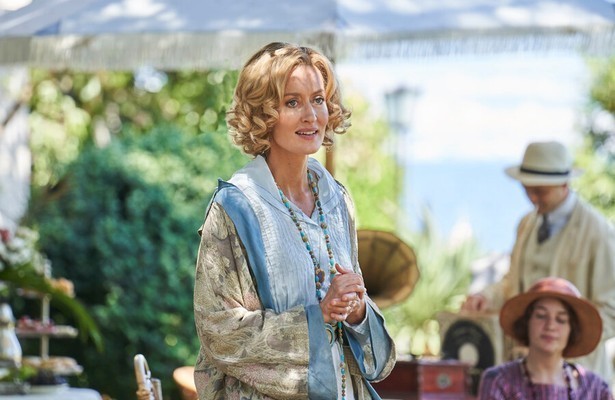 Natascha McElhone in Hotel Portofino