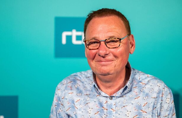 Jan de Hoop een aantal jaar geleden op presentatie van RTL.