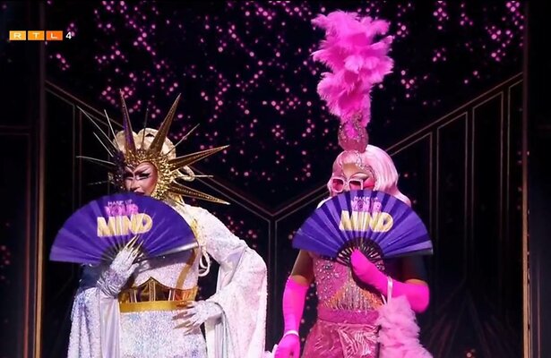 Loretta Hijger en Pia Panna Cotta wachten op de uitslag.