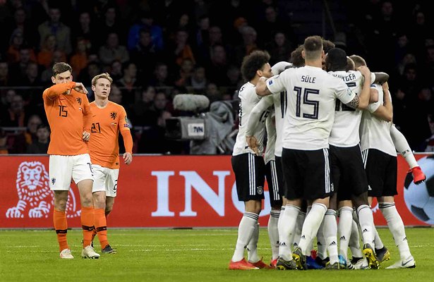 De TV van gisteren: 3,4 miljoen zien Oranje jammerlijk verliezen van Duitsland