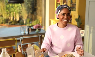 Nadiya's Time to Eat