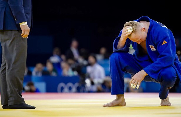 Judoka Frank de Wit na de uitschakeling op de Olympische Spelen.