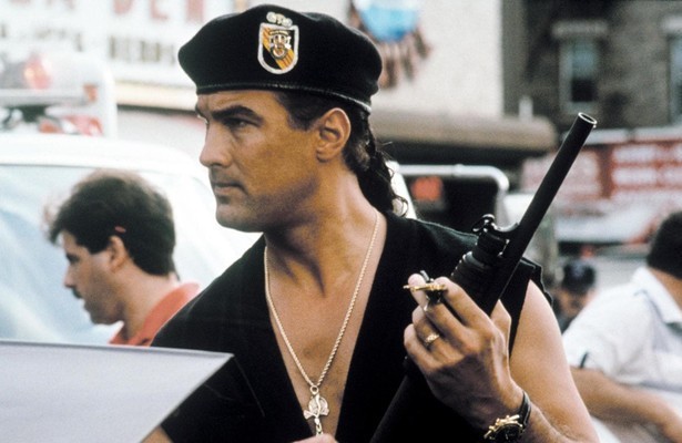 Steven Seagal als Gino Felino in Out for Justice