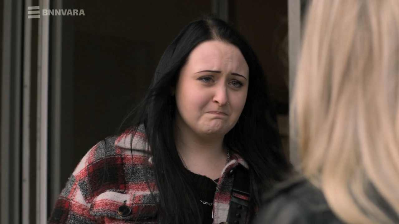 De TV van gisteren: Emotionele aflevering van Oogappels laat kijkers niet  onberoerd - TVgids.nl