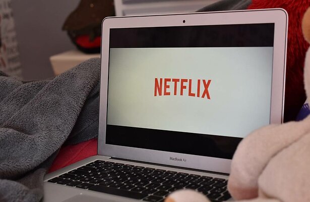 Tips voor een romantische avond tv kijken