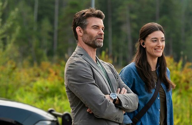 Dolly Lewis en Daniel Gillies in Sight Unseen