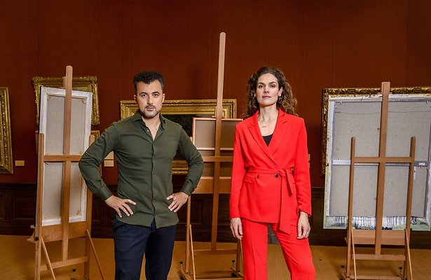 Anna Drijver en Özcan Akyol