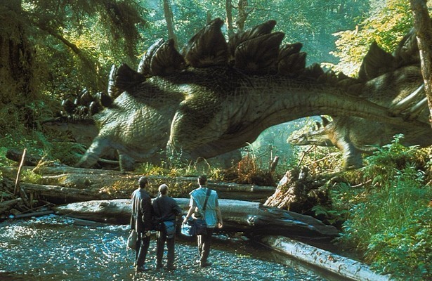 Vince Vaughn, Richard Schiff en Jeff Goldblum in The Lost World: Jurassic World