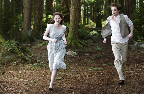 Kristen Stewart en Robert Pattinson in The Twilight Saga: New Moon