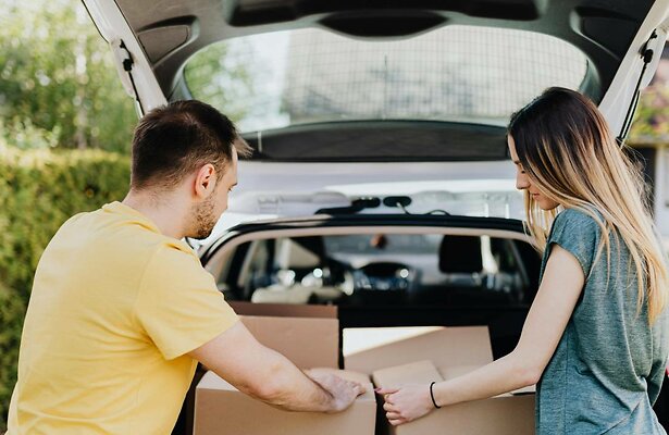 Stockphoto van verhuizende koppels