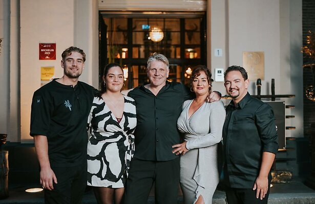 Familie Boer en chefkok Nelson Tanate