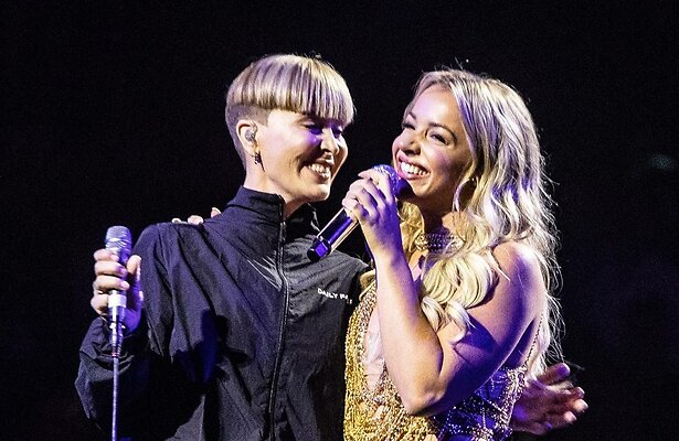 Anouk & Emma Heesters bij De Vrienden van Amstel LIVE! 2023