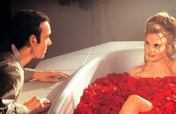 Kevin Spacey en Mena Suvari in American Beauty