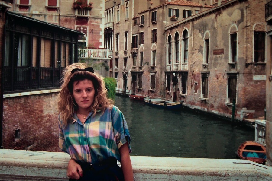 Angi: Crimen y mentira