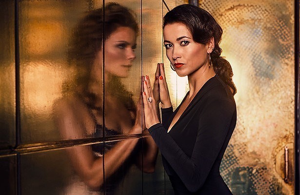 Birgit Schuurman overschrijdt grenzen in Meisje van Plezier