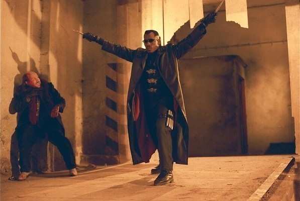 Wesley Snipes hakt vrolijk verder